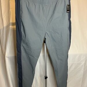 Eddie Bauer Women’s size 10 Graphite Jogger Pants